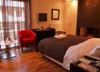 Athens Habitat Hotels in Chalandri