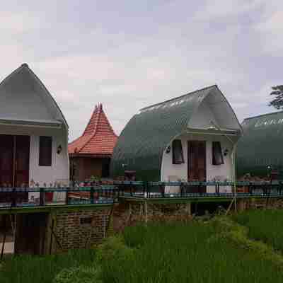 Limerr Resto & Resort Rooms