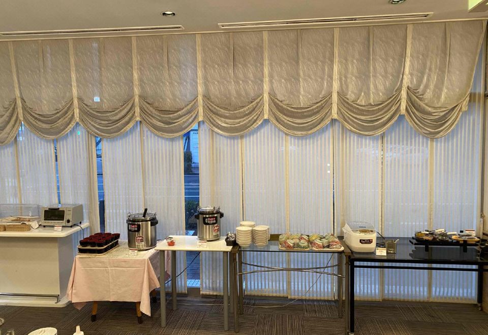 1. 다카사키 워싱턴..