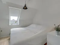 "Annbritt" - 500m from the Sea - 4-Star