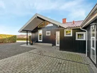 "Nica" - 100m from the Sea Hotels in Broager