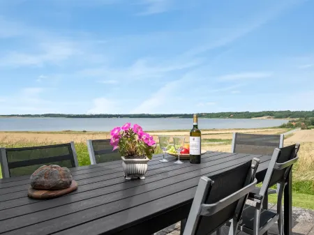 "Ephra" - 250m to the Fjord