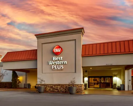 Best Western Plus Madison-Huntsville Hotel Hotels in Madison