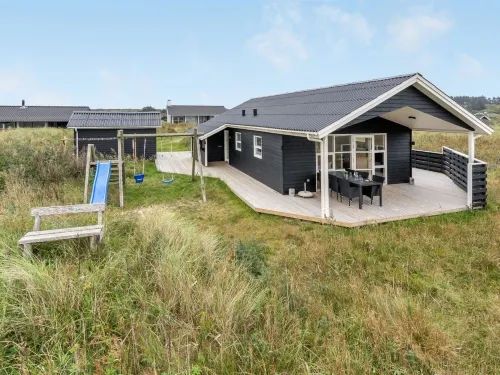 "Clarissa" - 300m from the Sea - 4-Star