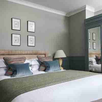 Careys Manor Hotel & SenSpa Rooms