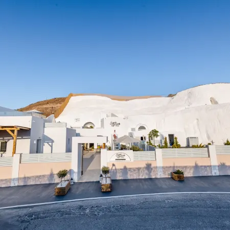 SANTOTERRA ANTIGUA LUXURY SUITES