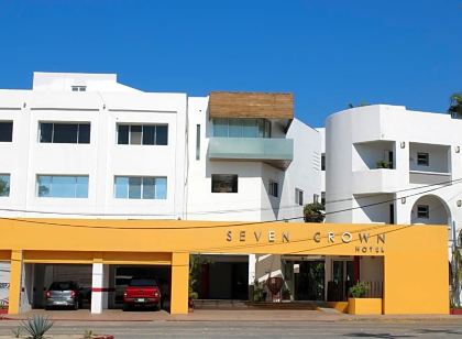 Seven Crown Express & Suites by Kavia