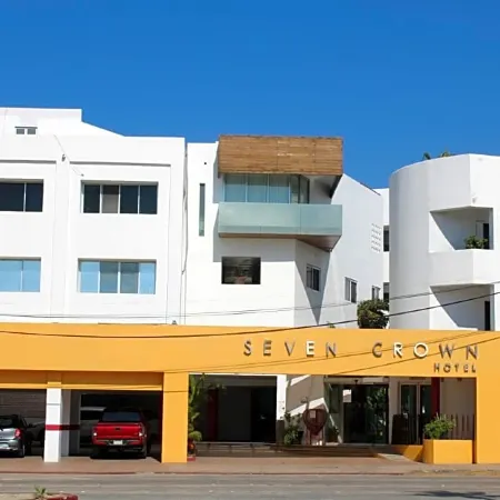 Seven Crown Express & Suites by Kavia