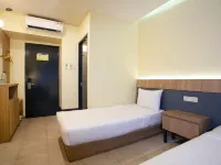 Liberta Hub Blok M Jakarta Hotels near Bundaran Senayan
