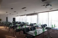 Belgrade Art Hotel, A Member of Radisson Individuals Các khách sạn ở Belgrade