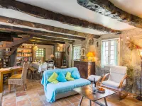 Chaumiere Natelliou Hotels in Tregunc