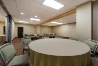 Red Roof Inn & Suites Newark - University Hotels in Elkton