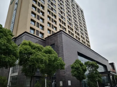 Changshu San feng yue shan residents su Отели рядом с достопримечательностью «Zanghai Temple»