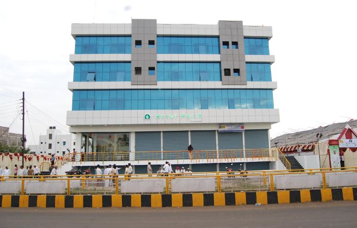 Hotel Parth Executive