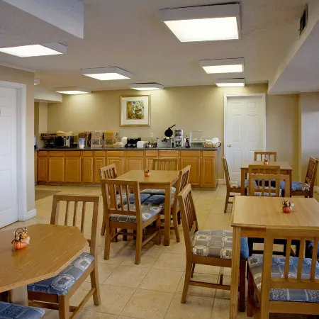 Americas Best Value Inn and Suites Murfreesboro