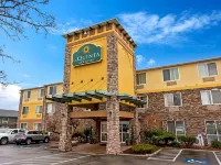 La Quinta Inn & Suites by Wyndham Boise Airport Hotels in Boise