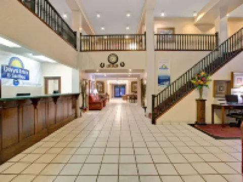 Days Inn & Suites by Wyndham Hickory Hoteles en Hickory