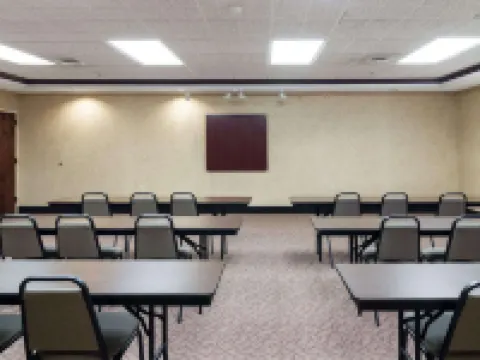 Quality Suites Midland North Loop 250 Hotels in Midland