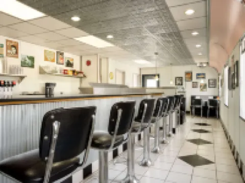 Travelodge by Wyndham Bill WY Thunder Basin Ntl Grassland Hotels in Converse County