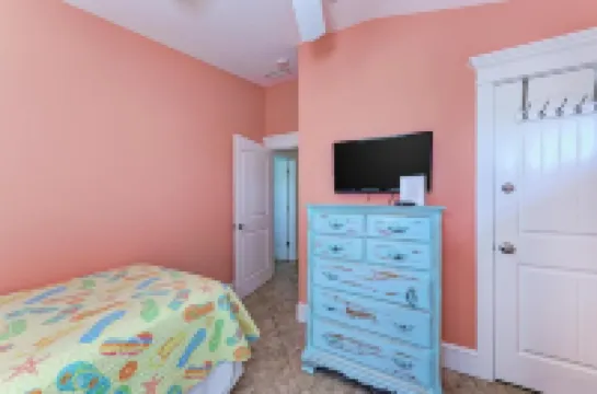 Caribbean Surf by Beach Retreats