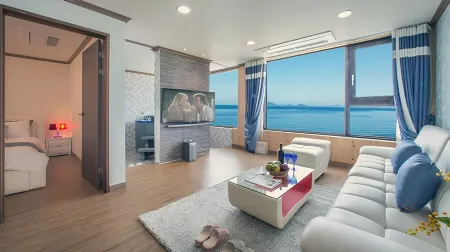 Byeonsan Lohas Spa Pension