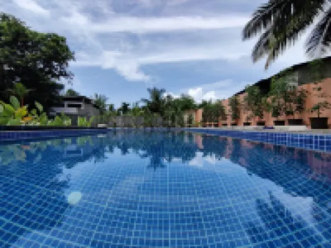 The Blue Sky Hotels in Alibag