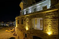 Zeus Cave SUITES