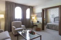 Hotel Macià Alfaros - Airport Shuttle