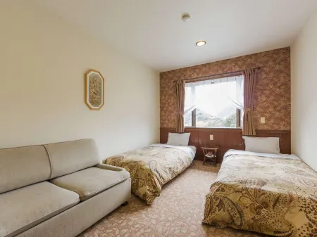 Beachside 100 Отели рядом со станцией Кавазу Стейшн