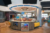 Tru by Hilton Portland Airport Area