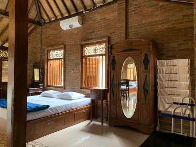 Omah Mbah Mandor by the Lavana Hotell i Tlogoadi