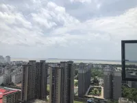 Yueyang Tower Qiyue Homestay - Bergblick