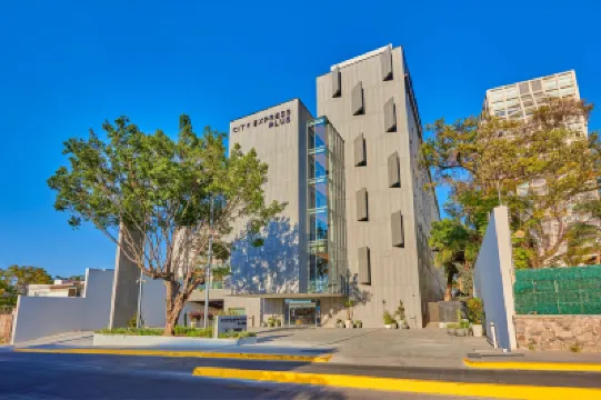 ซิตี้เอ็กซ์เพรสพลัสบายมารีออทกวาดาลาฮาร่าปรอวิเดนเซีย โรงแรมใน