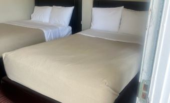 The Grand Motel Inn and Suite Louisville