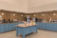 Country Inn & Suites by Radisson, London, KY - breakfast
