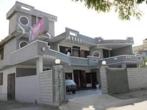 Tulip Guest House Abbottabad