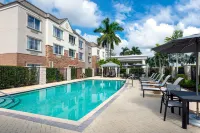 Courtyard Sarasota at University Town Center Hoteles en Lakewood Ranch