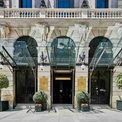 Four Seasons Hotel Madrid Hotel Exterior