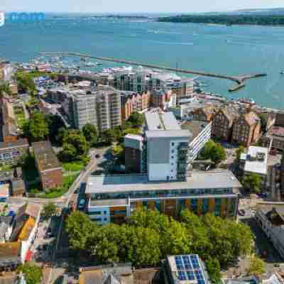 Tides - Poole Town Views, on-Site Parking Hotel Exterior