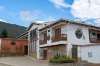 Hotel El Giro - Kolam Renang