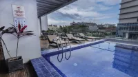 Golden Tulip Essential Makassar - Ocean View