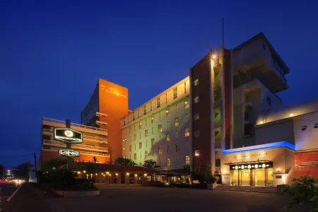 Kamogawa Grand Hotel