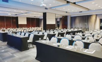 DoubleTree by Hilton Cape Town - Upper Eastside