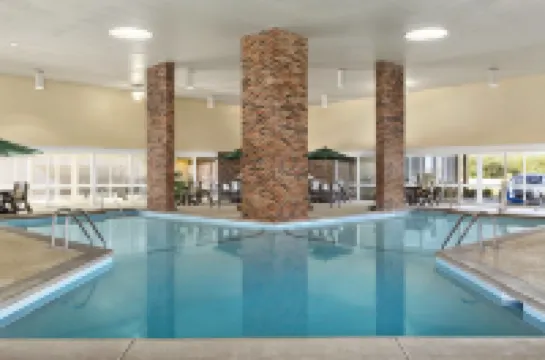 Country Inn & Suites by Radisson, Woodbury, MN