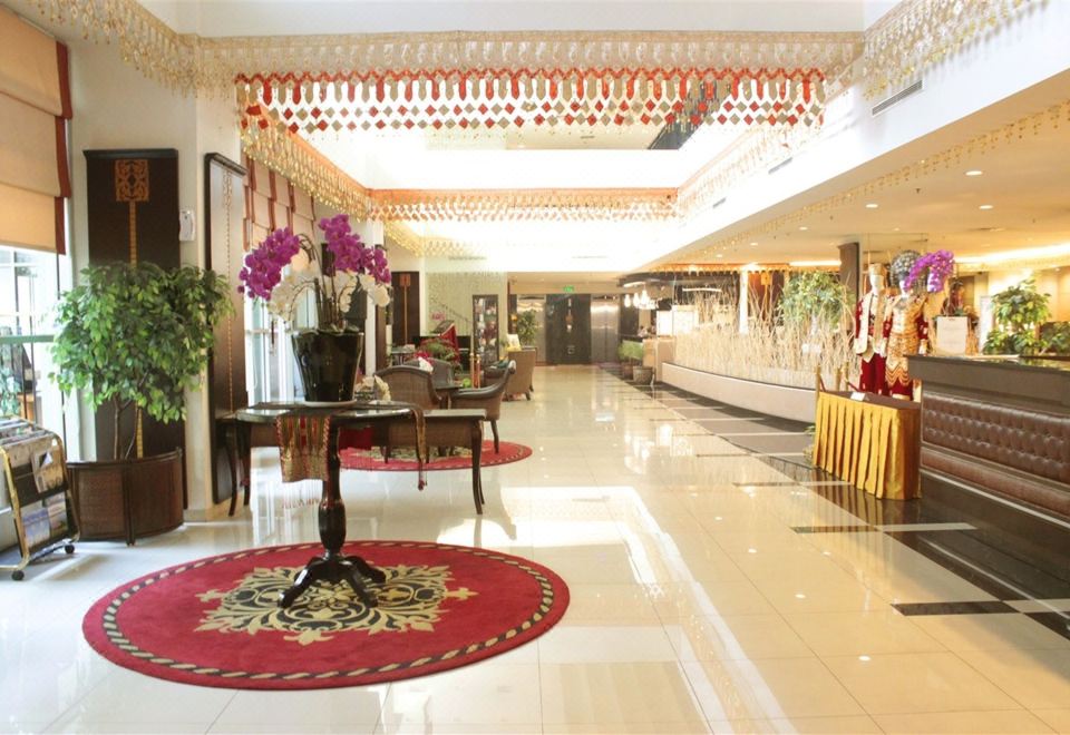 Balairung Hotel Jakarta Over view