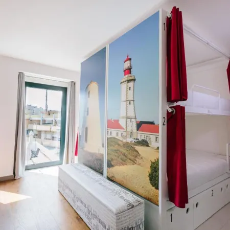 Lisbon South Hostel