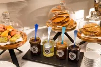 Hotel Les Matins de Paris