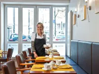 Town Hotel Wiesbaden - Kleines Privathotel in Bestlage - Aamiainen