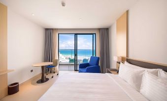The Empyrean Cam Ranh Beach Resort
