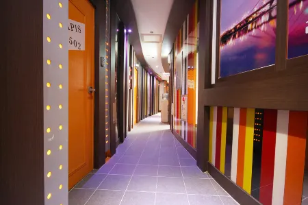 Sacheon Lapis Отели в г. Сачхон